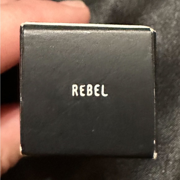 Rebel M•A•C Satin Lipstick New in Box - Color Rebel - Picture 4 of 4